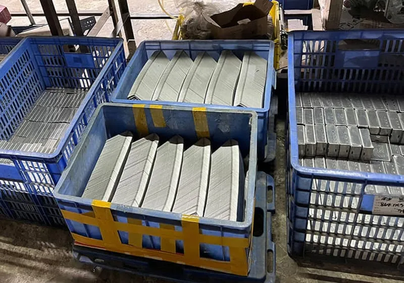 case mass products